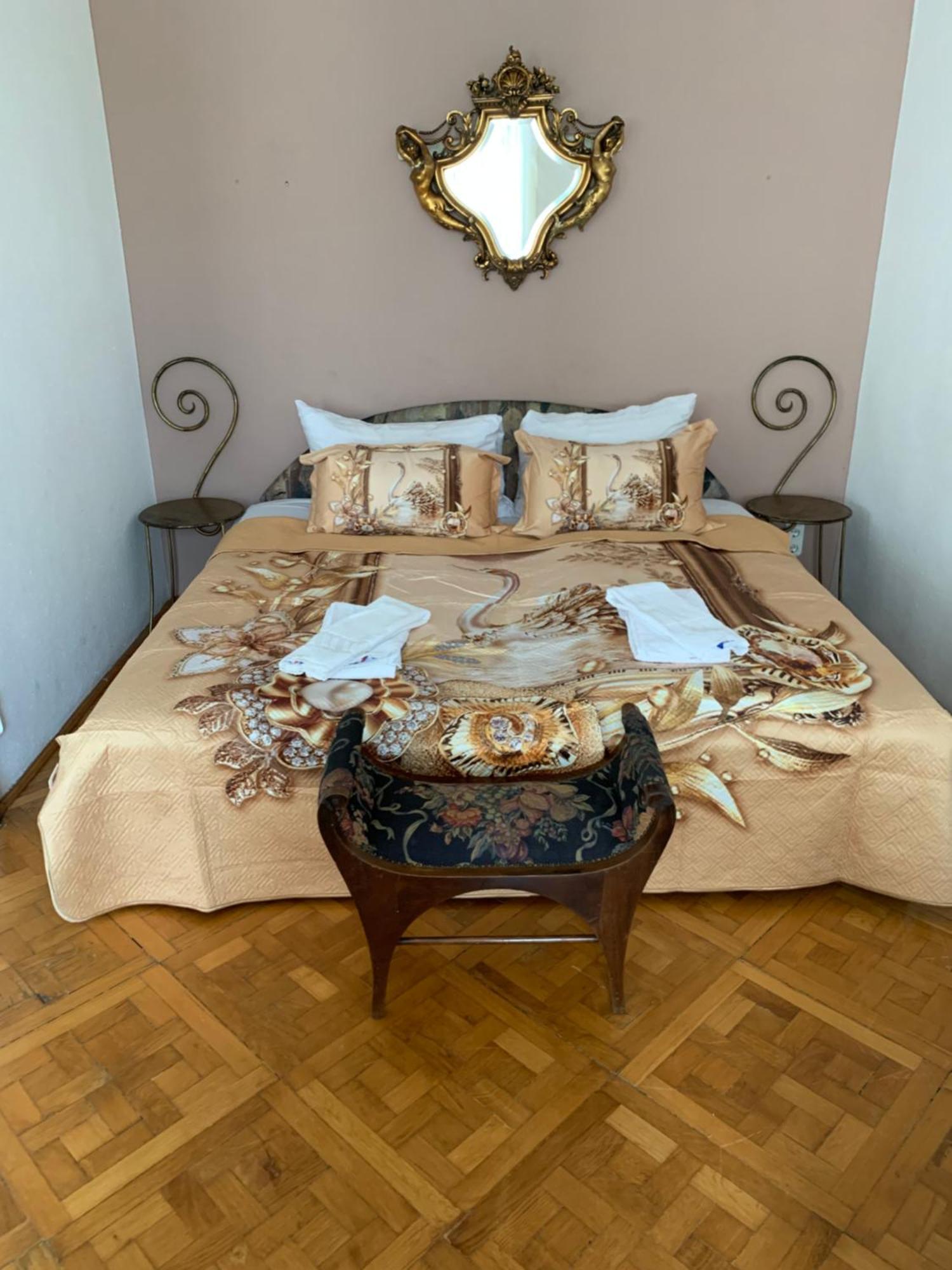 Libra Grande Venetian Style Apartment Boedapest Buitenkant foto